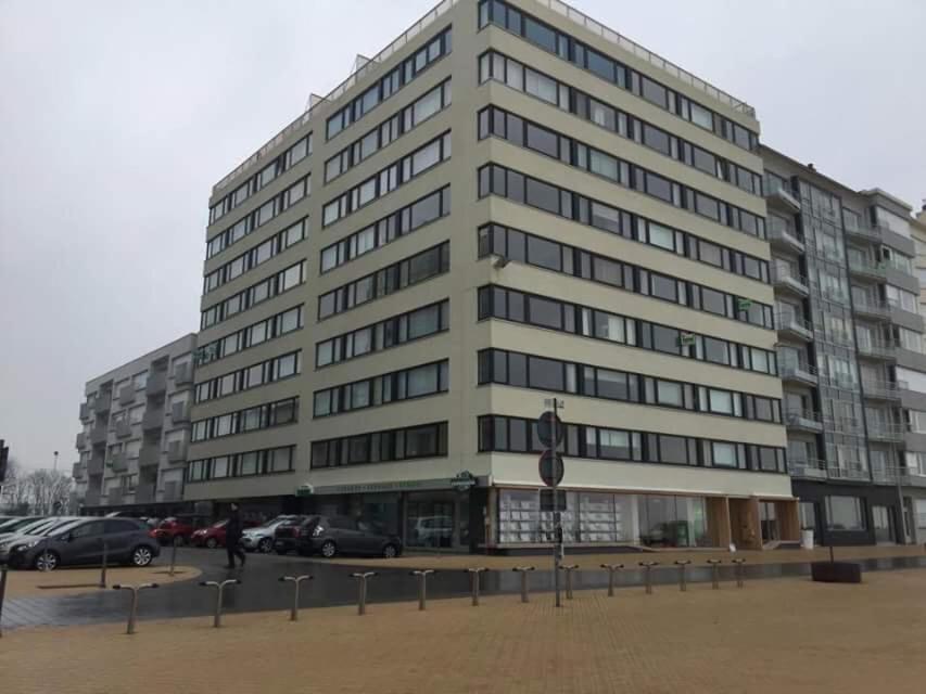 Zeezicht 8 Hoog Apartamento *